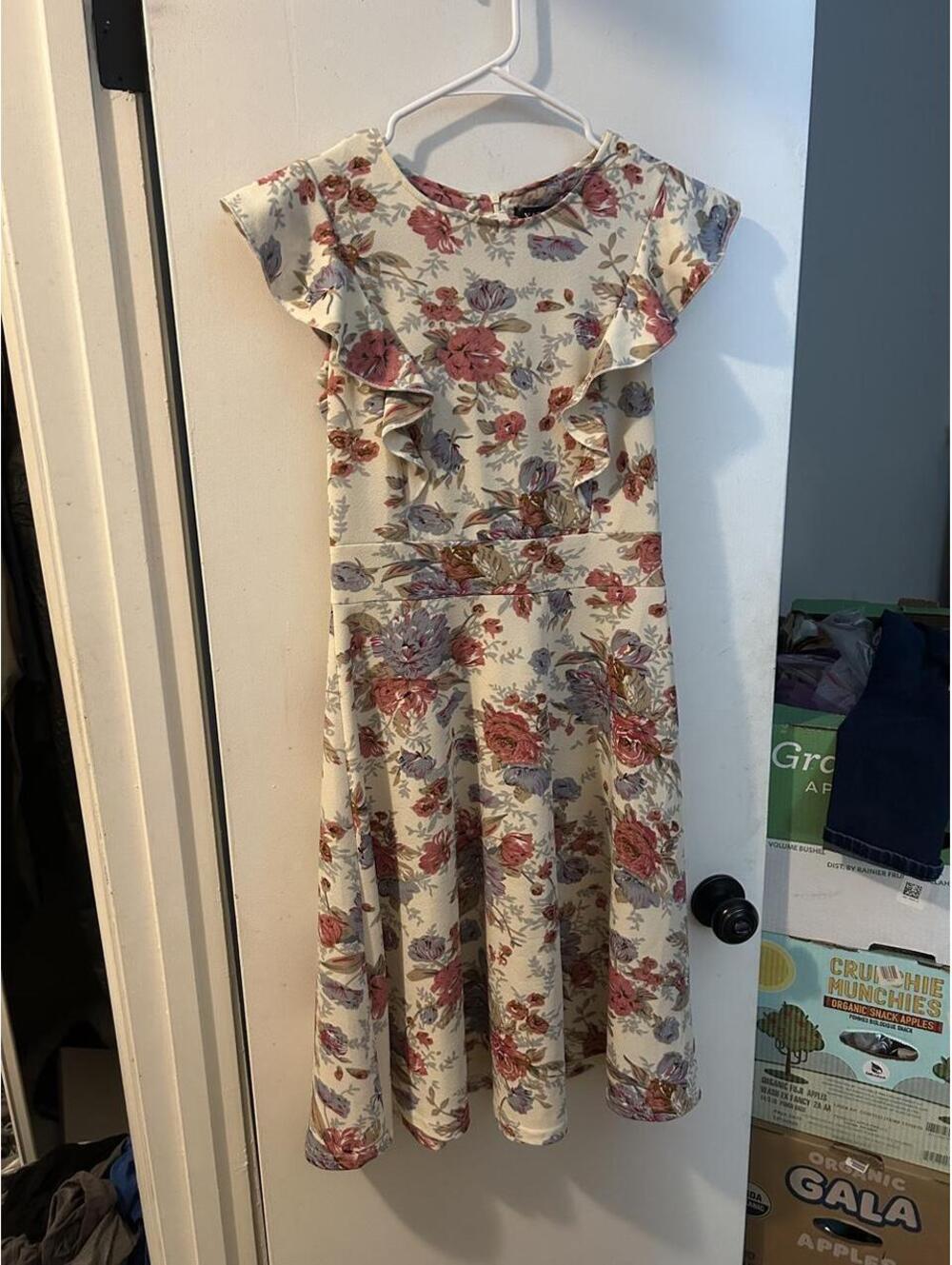 Yathon floral fit and flare midi dress with ruffles in size M